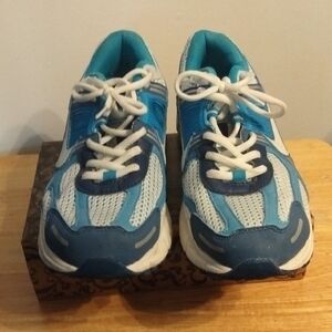 Mens  Blue and White Sneakers